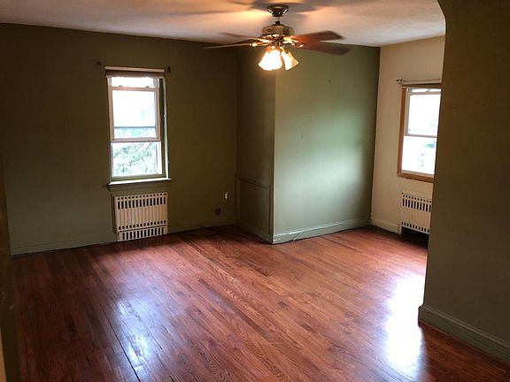 Bedroom #1