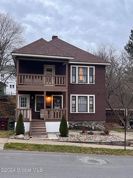 2nd image of 442 N Main Street