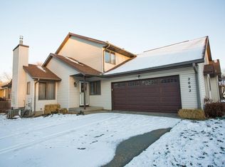 2002 Plaen View Dr, Iowa City, IA 52246
