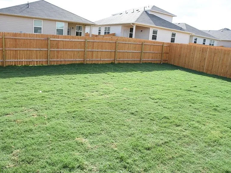 120 Fair Anne Dr — Photo 29
