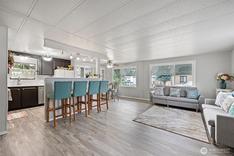 4th image of 2205 Butterfield Road #247