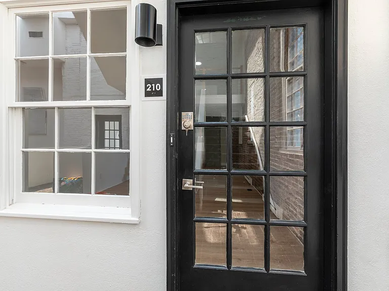 The Gallery Apartments — Photo 83