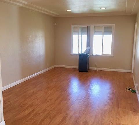 5th image of 1251 Lincoln Ave