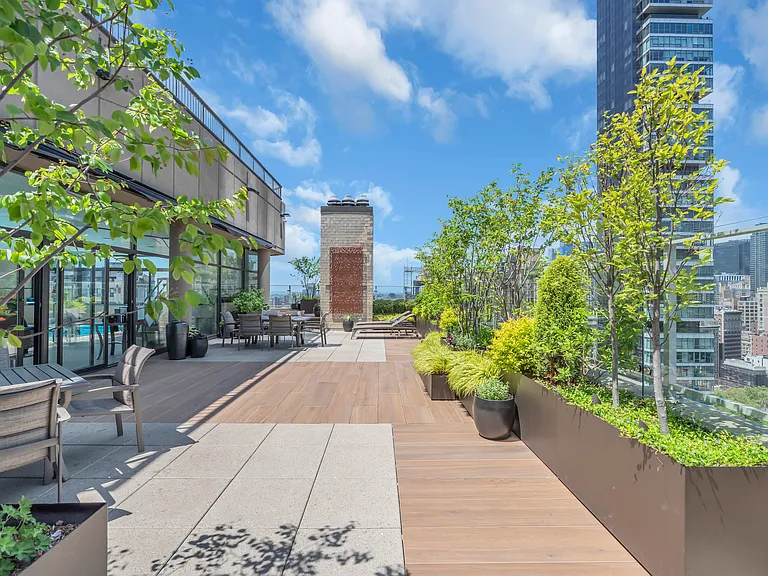 280 Park Ave S #11L — Photo 10