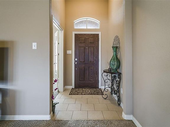 4th image of 111 Whipperwill Way