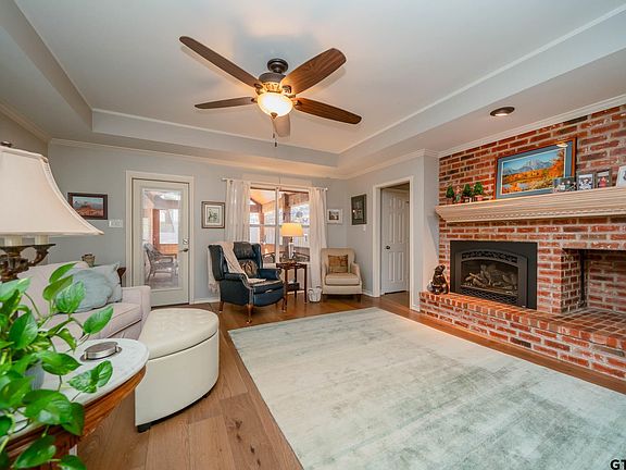 5th image of 1124 Sequoia Cir