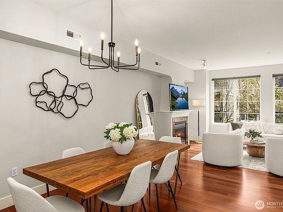 3rd image of 18250 NE 96th Way #102