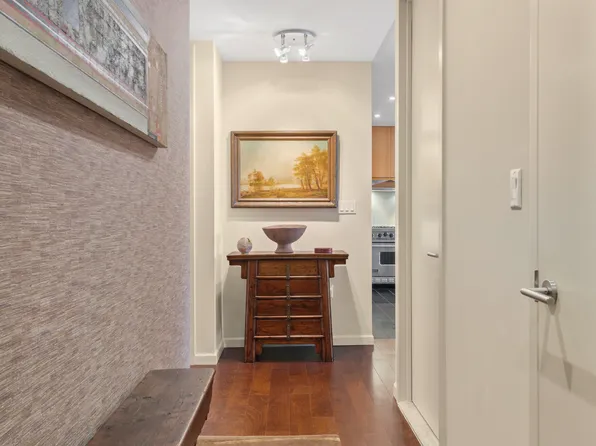 505 Greenwich Street image 6 of 20