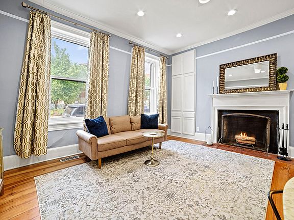 4th image of 1016 Prince St APT 1