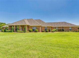 2601 Colt Ln, Crowley, TX 76036
