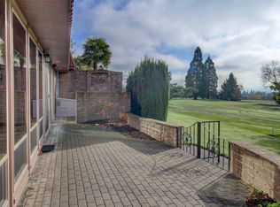 3132 Arnold Palmer Way, Medford, OR