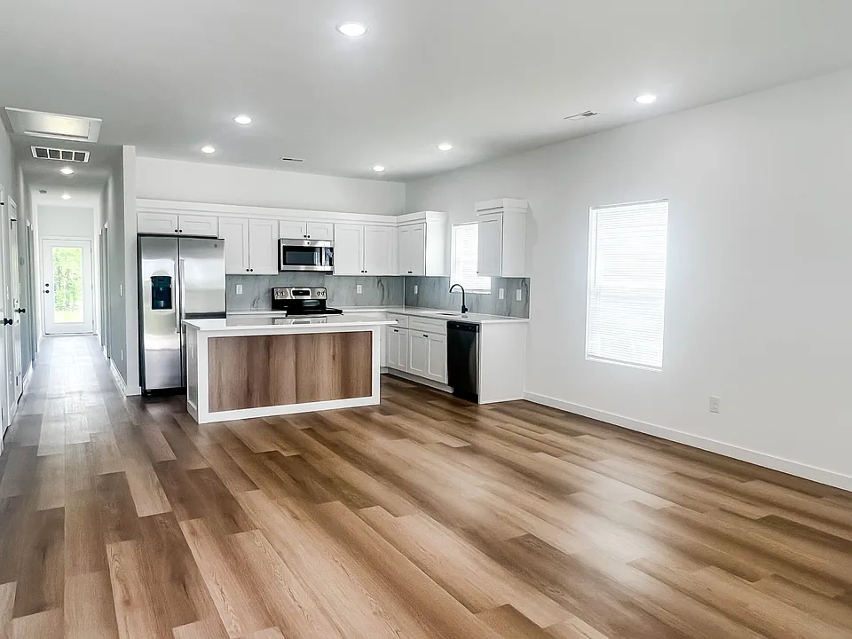 288 Hummingbird Ln