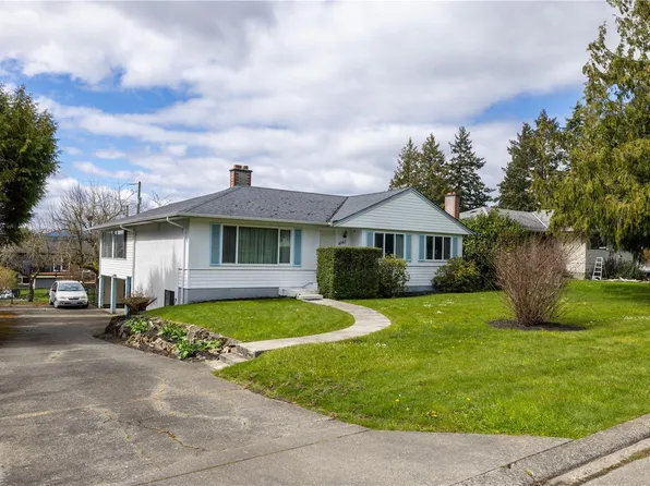 4182 Oakridge Cres, Saanich, BC V8Z 4X7