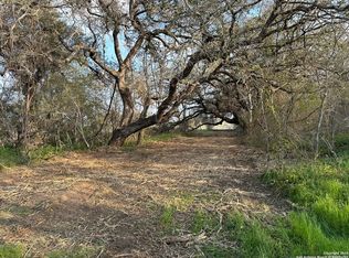 126 S TEJEDA LN LOT 3P, Floresville, TX 78114