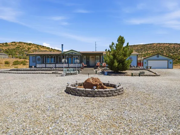 24900 Ponderosa Dr, Tehachapi, CA 93561