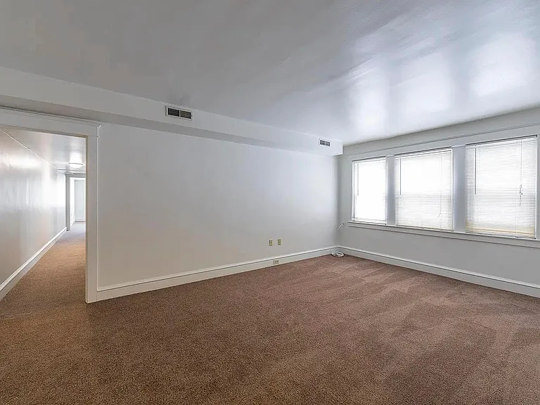 876 W Lancaster Ave #35 — Photo 5