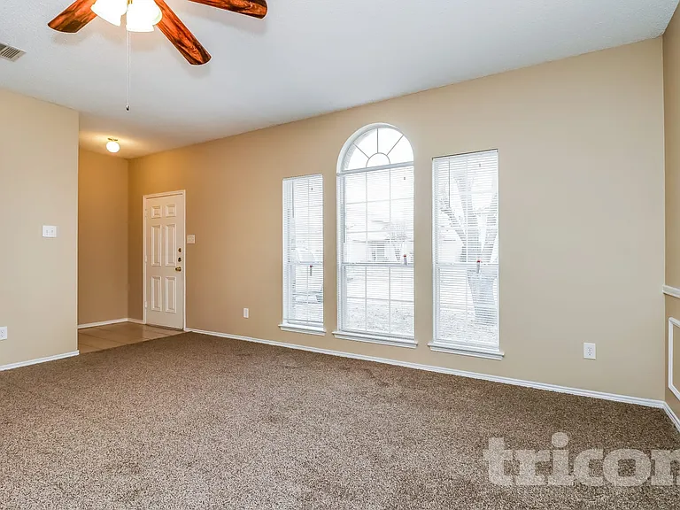 6410 Juliette Run — Photo 3