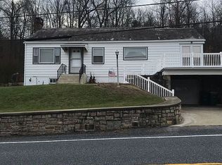 6950 Mountain Rd, Macungie, PA 18062