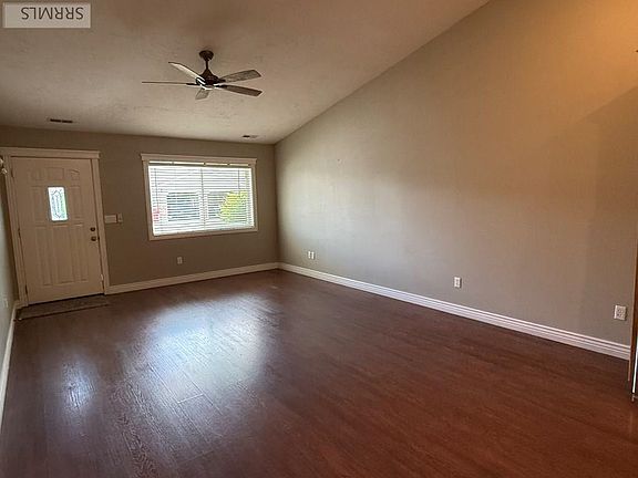 2nd image of 544 Caribou St APT C