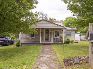 1103 Brookhaven Dr, Covington, VA 24426
