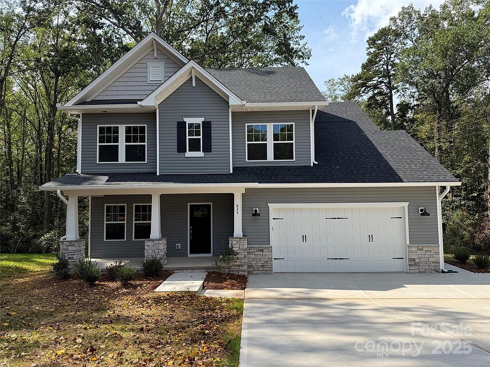 1st image of 824 Westminster Dr