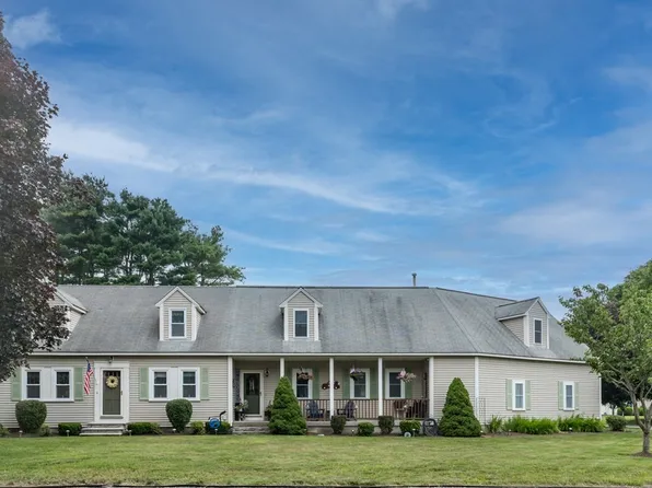 245 Norton Ave, Taunton, MA 02780