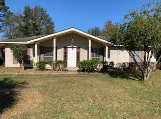 83 Grimes Ln, Loxley, AL 36551
