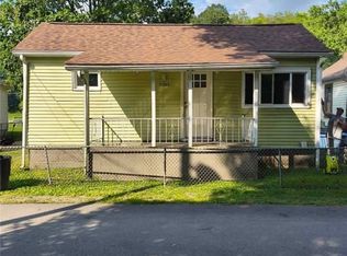 71365 Center St, Saint Clairsville, OH 43950