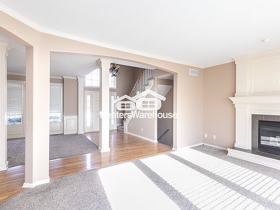 3rd image of 5701 NE Hidden Meadow Dr