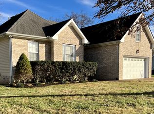 101 Saul Dr N, Portland, TN 37148