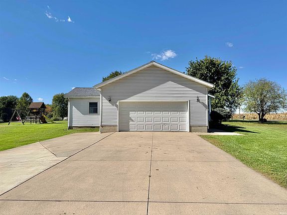 4th image of 471 Terpstra Dr