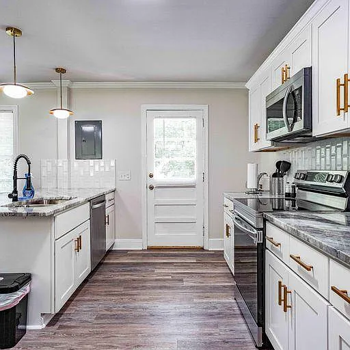 1113 E Oak Dr — Photo 18