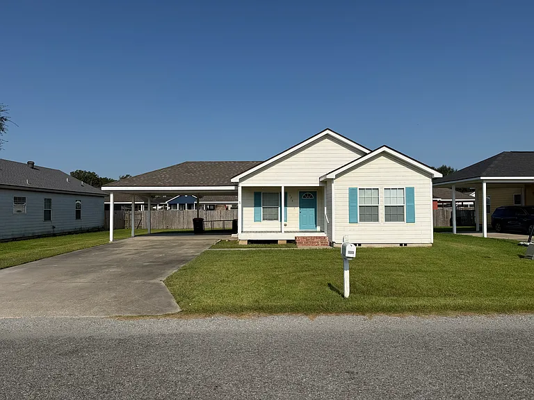 123 Stoneburg Dr — Photo 1
