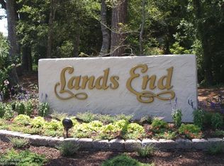 204 Lagoon Ct, Emerald Isle, NC 28594