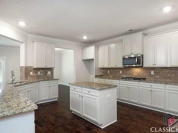 5th image of 1020 Club House Dr #1014