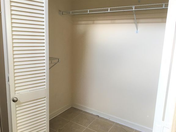 2nd image of 100 Meridian Ct #100