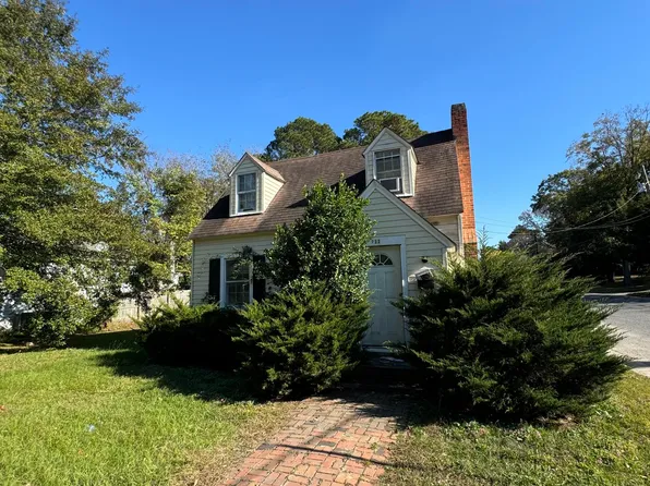 911 N Market Street, Washington, NC 27889