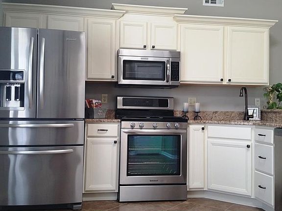 3rd image of 724 Tollis Pkwy #724