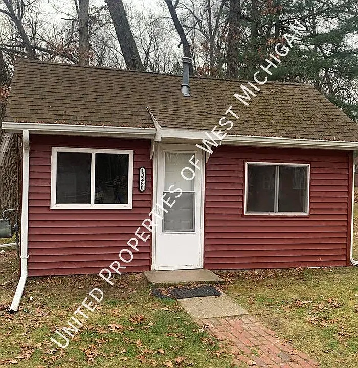 13280 Old 14 Mile Rd NE
