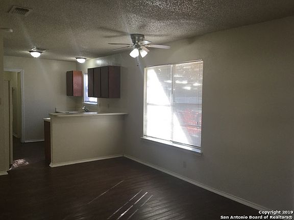 3rd image of 5607 Wood Climb St