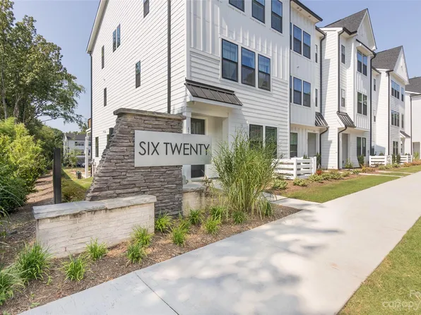 650 E Woodlawn Rd, Charlotte, NC 28209