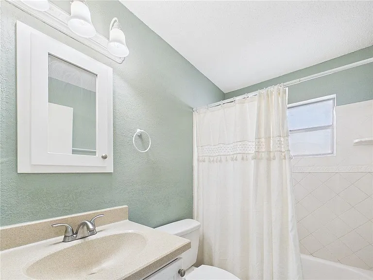 741 Smith St — Photo 11