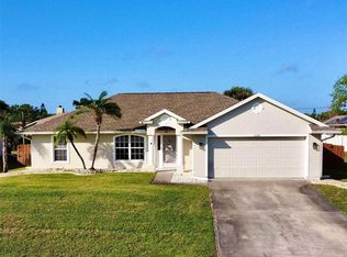 429 Perch Ln, Sebastian, FL 32958