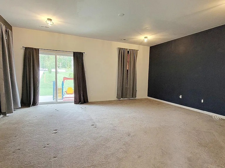 1940 Walmart Way — Photo 10