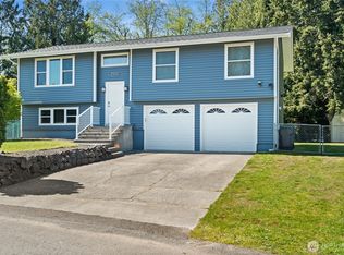 7025 Thebes St NE, Bremerton, WA
