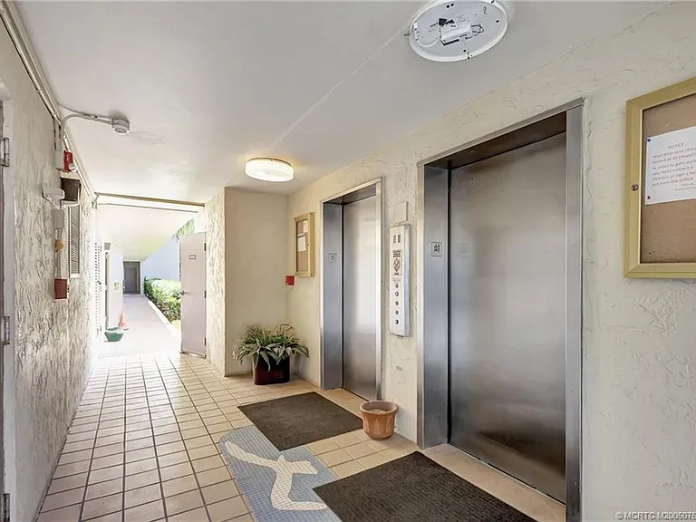 10310 S Ocean Dr #PENTHOUSE — Photo 29