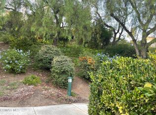 428 Country Club Dr APT E, Simi Valley, CA 93065