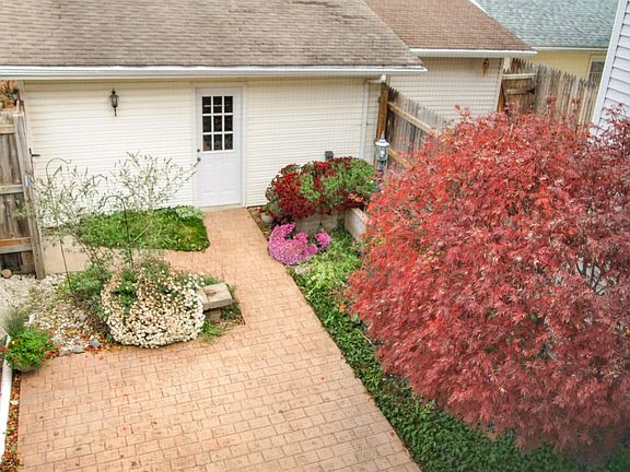 2nd image of 4406 W Cathy Cir