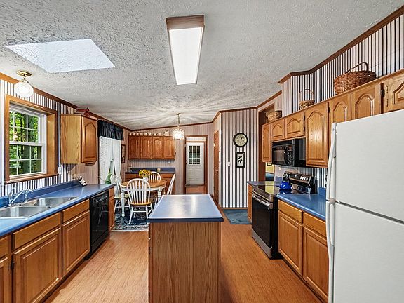 5th image of 8367 S Ferris Ave