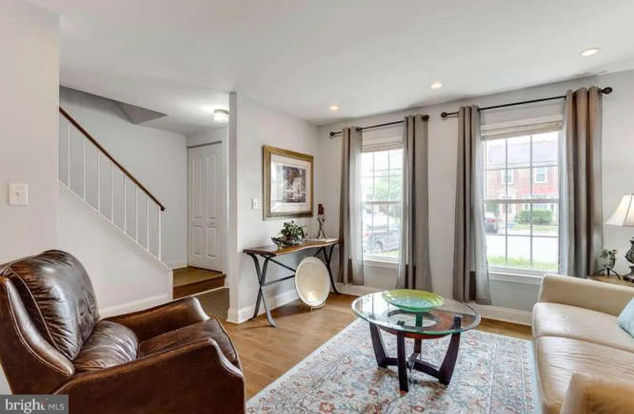 10257 Colony Park Dr — Photo 2